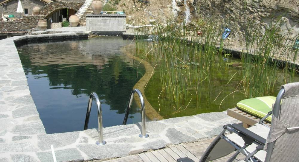 Piscine Dans la plaine vers Pompignan - Piscine Naturelle du Bruel